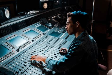 what do producers do in music what do they look for when choosing tracks to produce